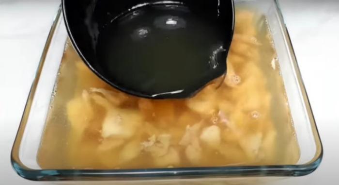 Швидкий холодець з курки - не доведеться варити цілий день бульйон